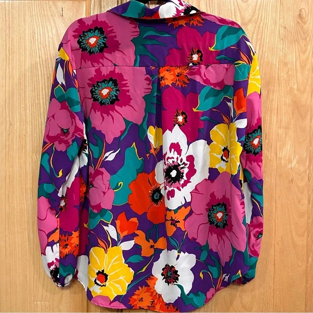 BUCKETLIST Floral Button Up Blouse - Picture 4 of 10